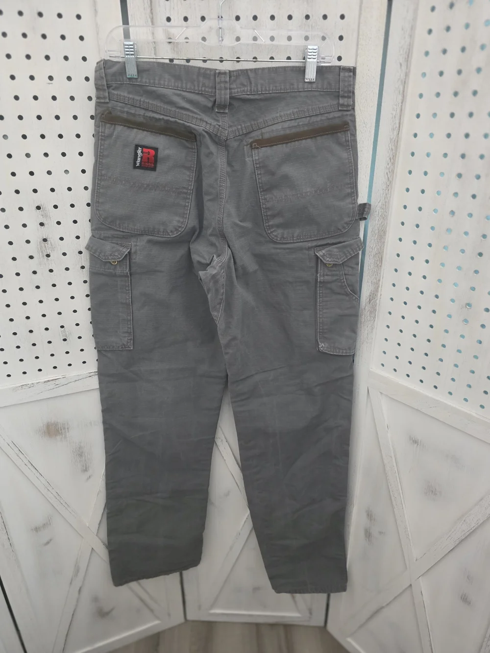 Wrangler Riggs Men's Gray Cargo Pants with Multiple Pockets Size 32x36